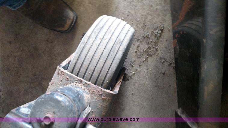 image for item BC9205 Snapper Z-Rider lawn mower