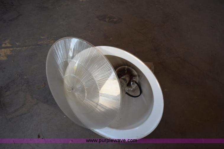 image for item BI9315 (4) Metalarc lights