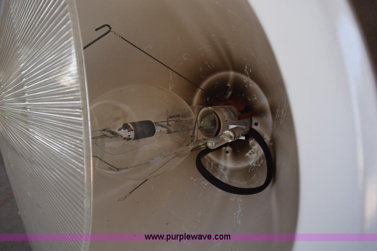 image for item BI9315 (4) Metalarc lights