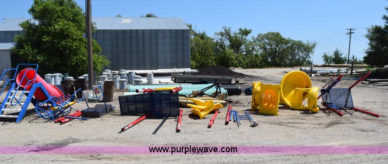 image for item BI9318 Playground equipment