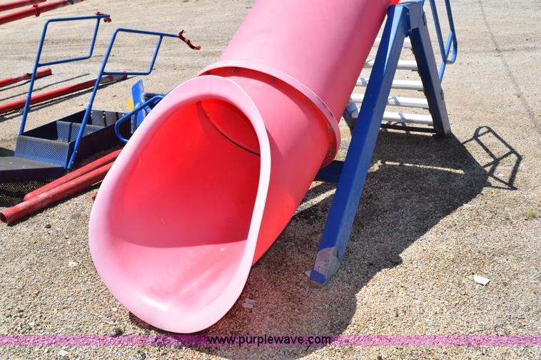 image for item BI9318 Playground equipment