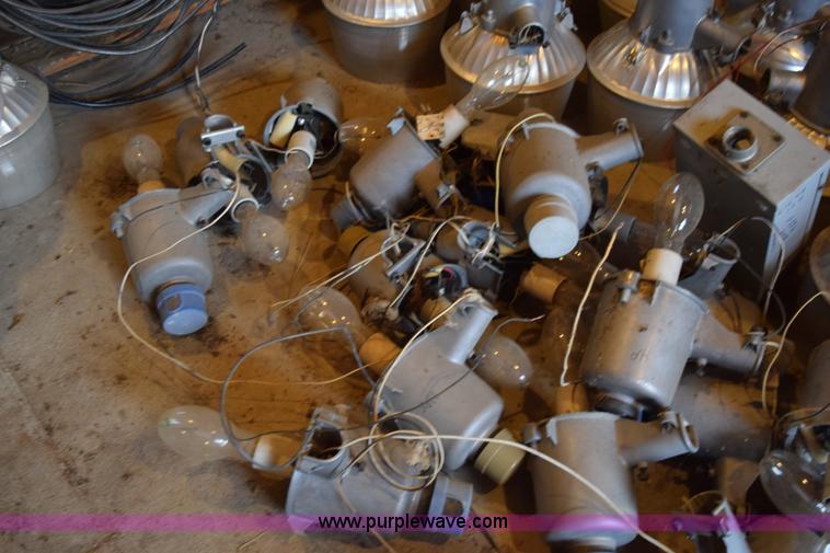 image for item BI9323 (100) street lights