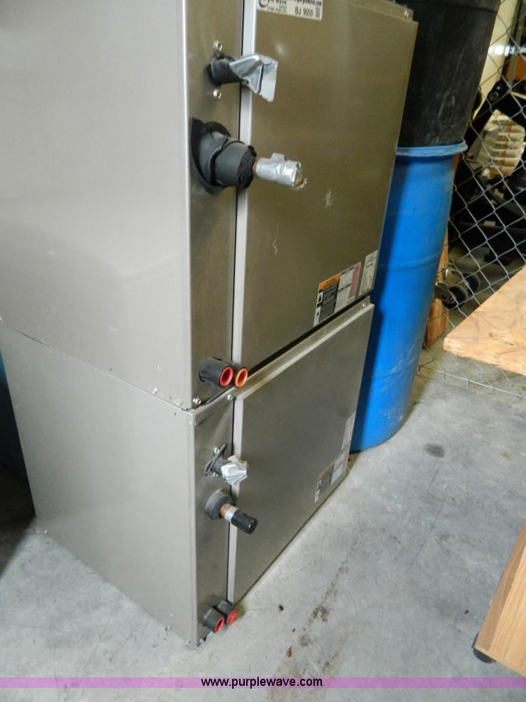 image for item BJ9059 Carrier High Efficiency Puron R-410A condensing unit