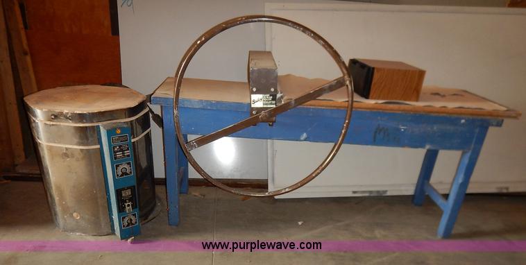 image for item BM9281 Pottery equipment