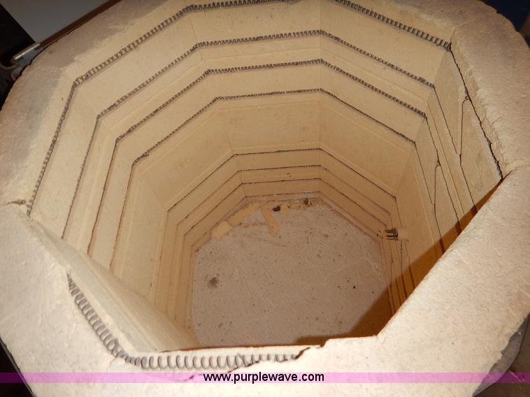 image for item BM9281 Pottery equipment