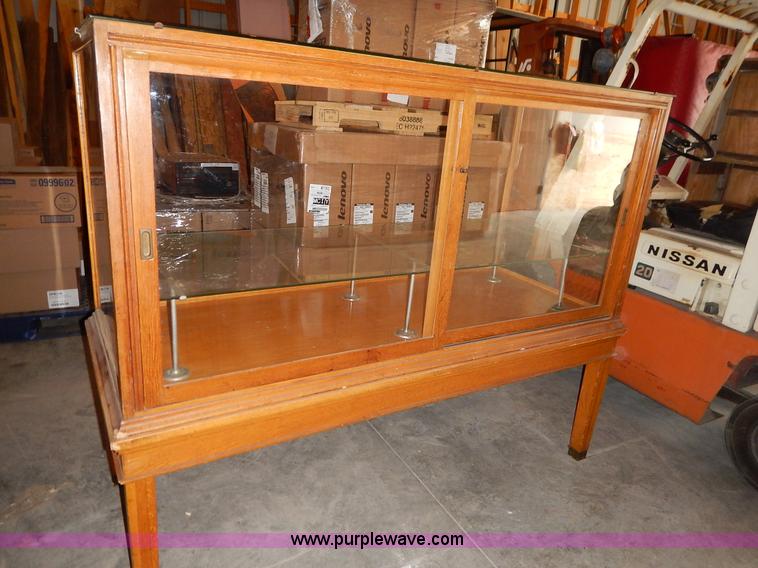 image for item BM9282 Display case
