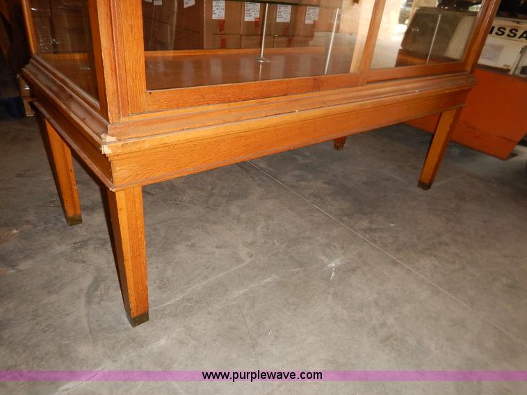 image for item BM9282 Display case