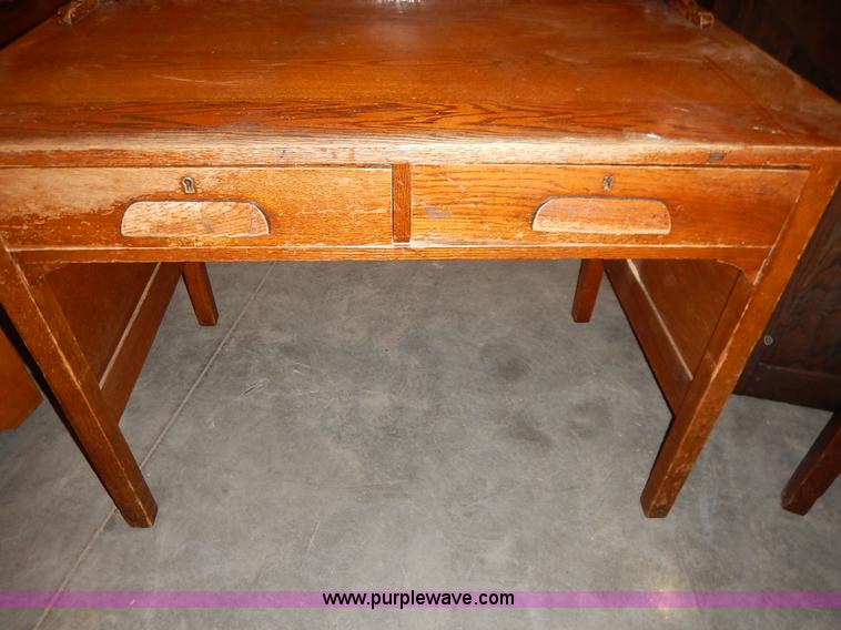 image for item BM9286 Assorted furniture