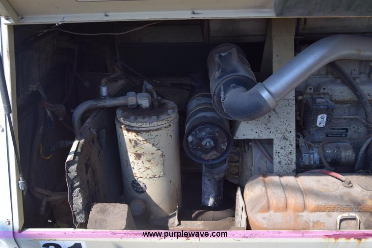 image for item BN9848 Ingersoll Rand 185 air compressor