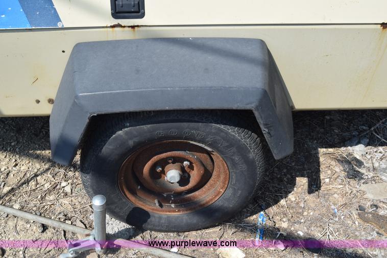 image for item BN9848 Ingersoll Rand 185 air compressor