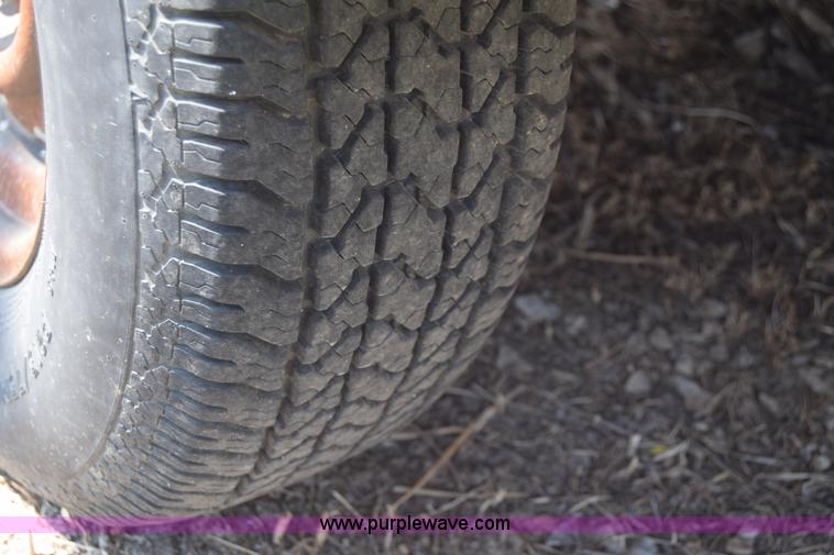 image for item BN9848 Ingersoll Rand 185 air compressor