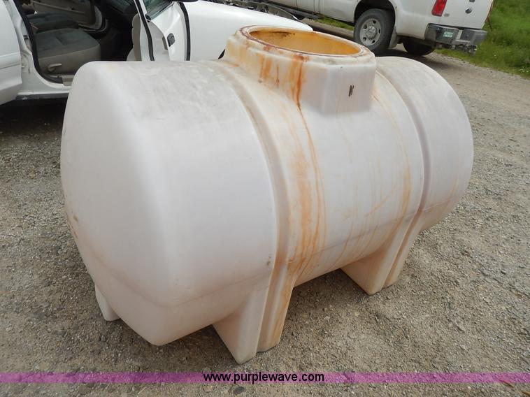 image for item BO9833 (2) poly tanks