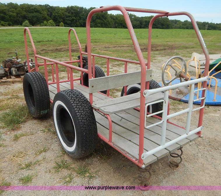 image for item BO9834 Assorted playground equipment