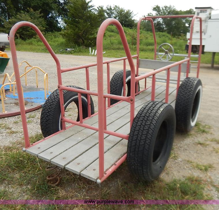 image for item BO9834 Assorted playground equipment