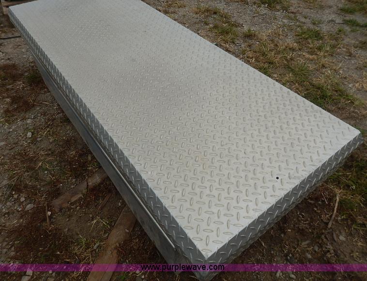 image for item BO9835 Assorted equipment