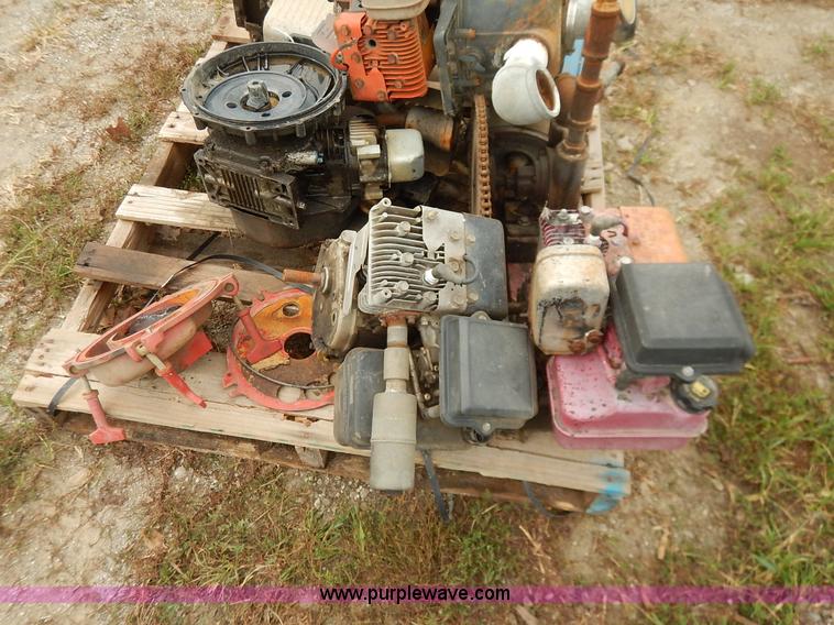 image for item BO9835 Assorted equipment