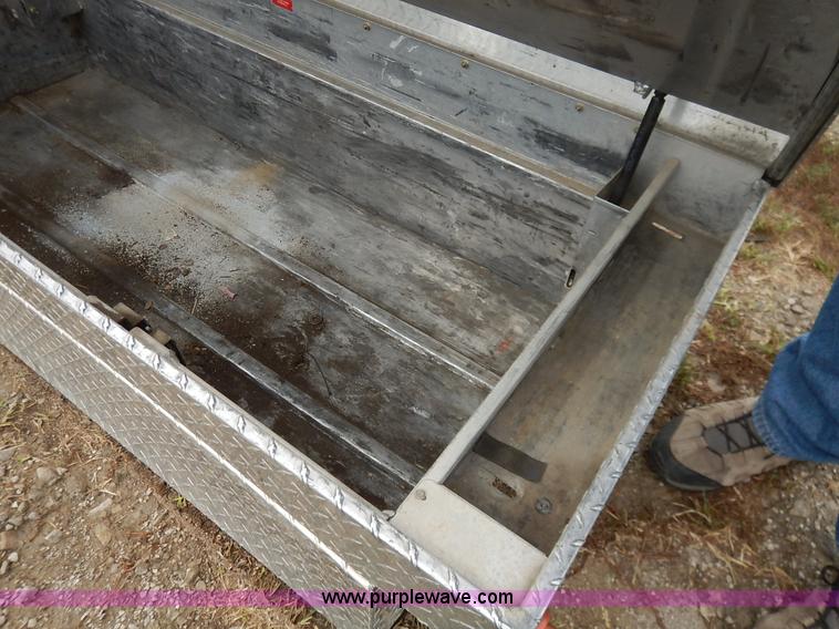 image for item BO9835 Assorted equipment