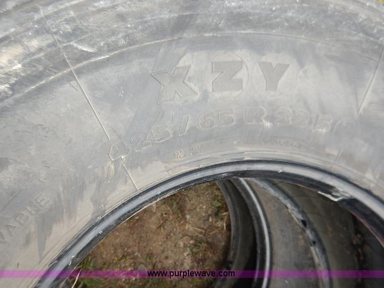 image for item BO9836 (2) Michelin 425/65R22.5 tires