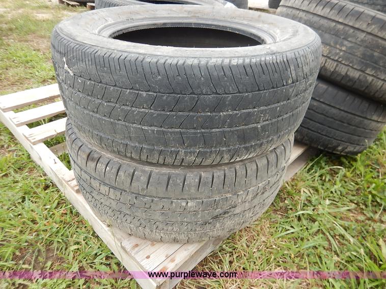 image for item BO9837 (14) 225/60R16 tires