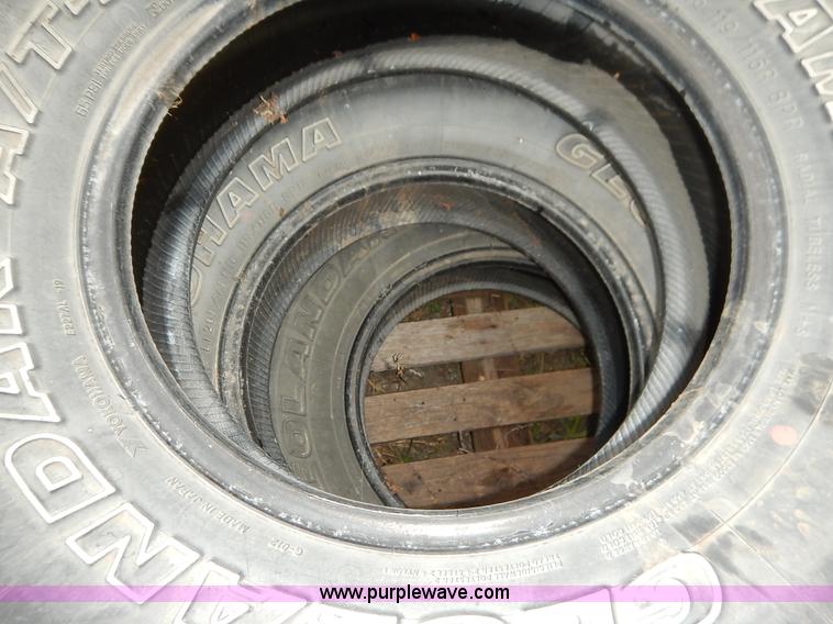 image for item BO9838 (3) Yokohama 265/75R16 tires