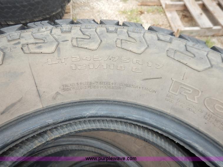 image for item BO9839 (5) 245/75R17 tires