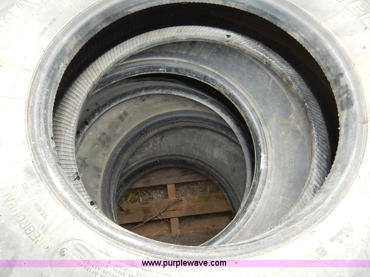 image for item BO9841 (8) 11R22.5 tires