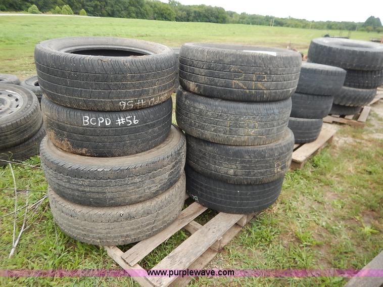 image for item BO9842 (8) Goodyear 235/55R17 tires