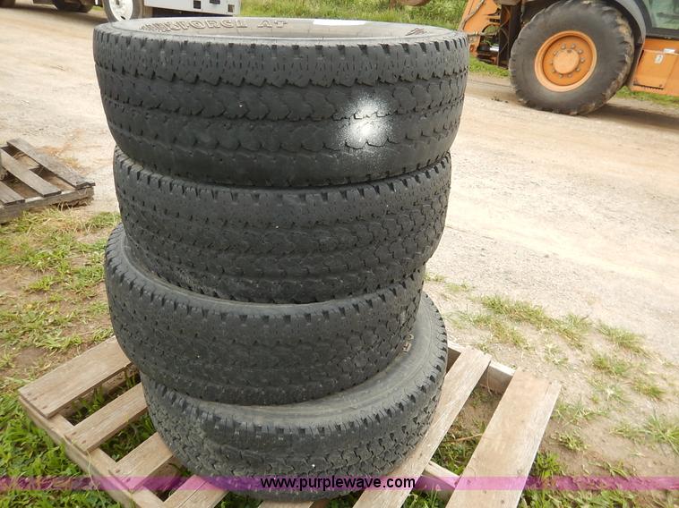 image for item BO9845 (4) Firestone 275/70R18 tires
