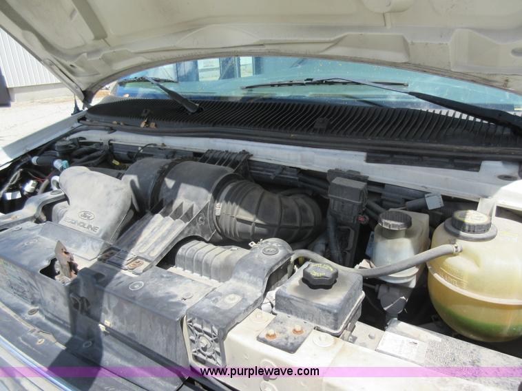 image for item BR9984 2006 Ford E350 Super Duty shuttle bus