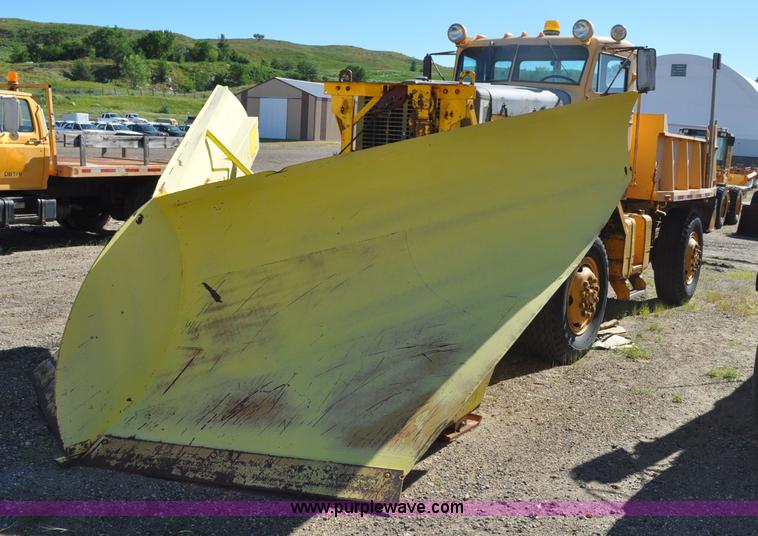 image for item F2491 1982 Oshkosh WT2206 remanufactured dump truck