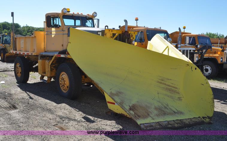 image for item F2491 1982 Oshkosh WT2206 remanufactured dump truck