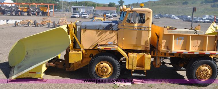 image for item F2491 1982 Oshkosh WT2206 remanufactured dump truck