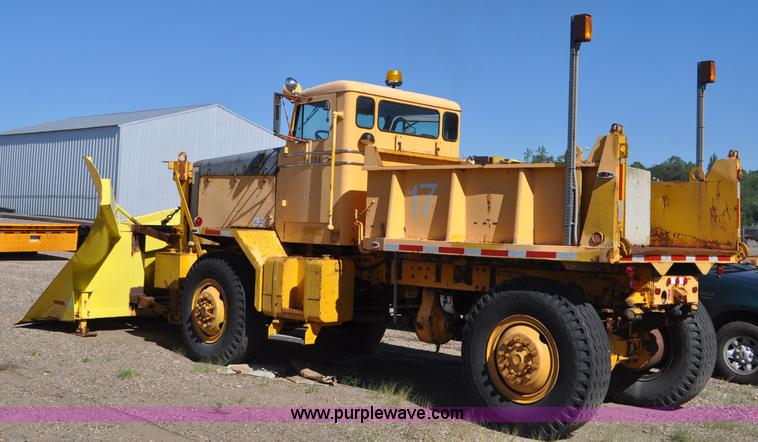 image for item F2491 1982 Oshkosh WT2206 remanufactured dump truck