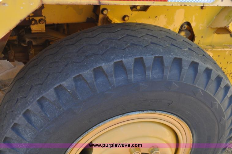 image for item F2491 1982 Oshkosh WT2206 remanufactured dump truck