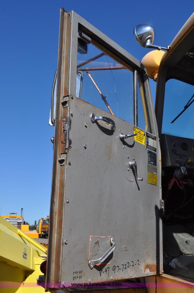 image for item F2491 1982 Oshkosh WT2206 remanufactured dump truck