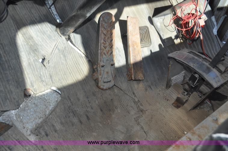 image for item F2491 1982 Oshkosh WT2206 remanufactured dump truck