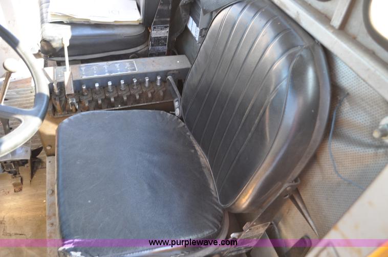 image for item F2491 1982 Oshkosh WT2206 remanufactured dump truck