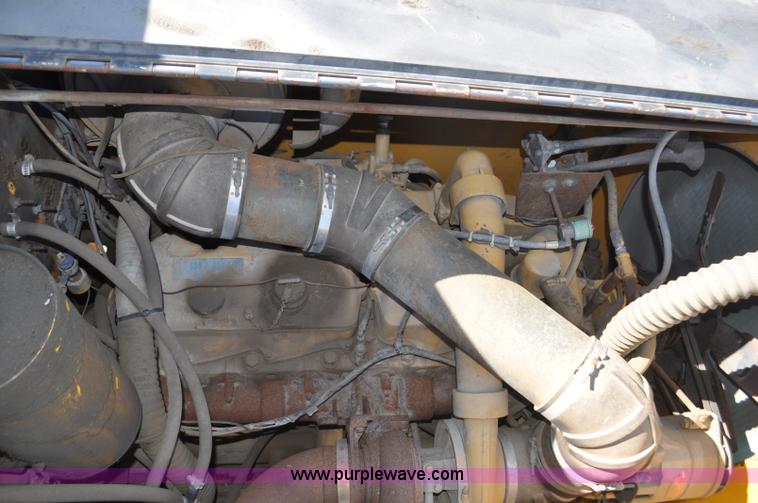 image for item F2491 1982 Oshkosh WT2206 remanufactured dump truck