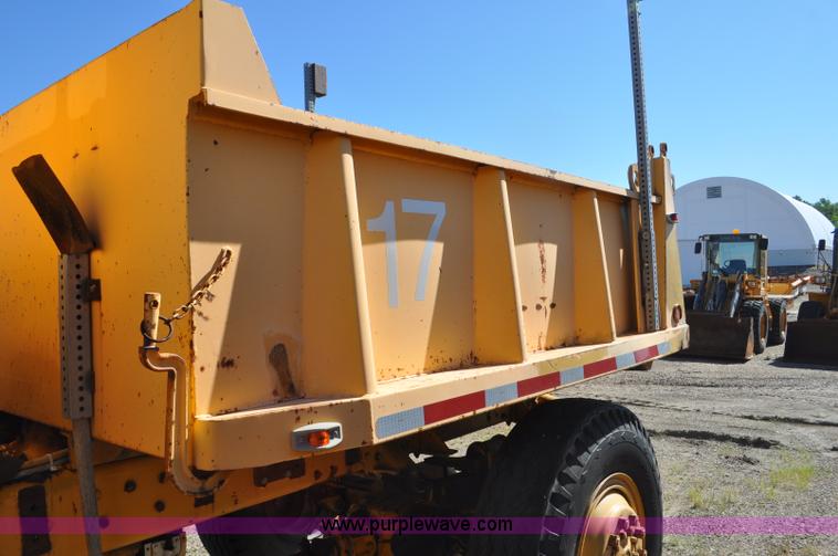 image for item F2491 1982 Oshkosh WT2206 remanufactured dump truck