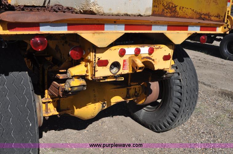 image for item F2491 1982 Oshkosh WT2206 remanufactured dump truck