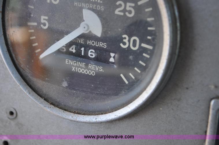 image for item F2491 1982 Oshkosh WT2206 remanufactured dump truck