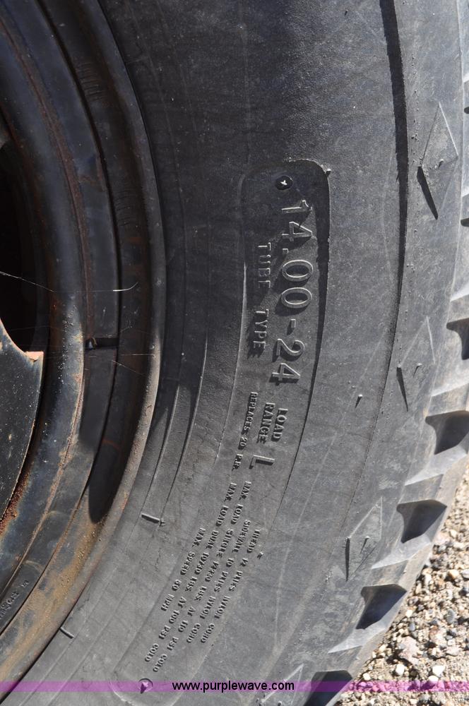 image for item F2492 1980 Oshkosh WT2206 remanufactured dump truck