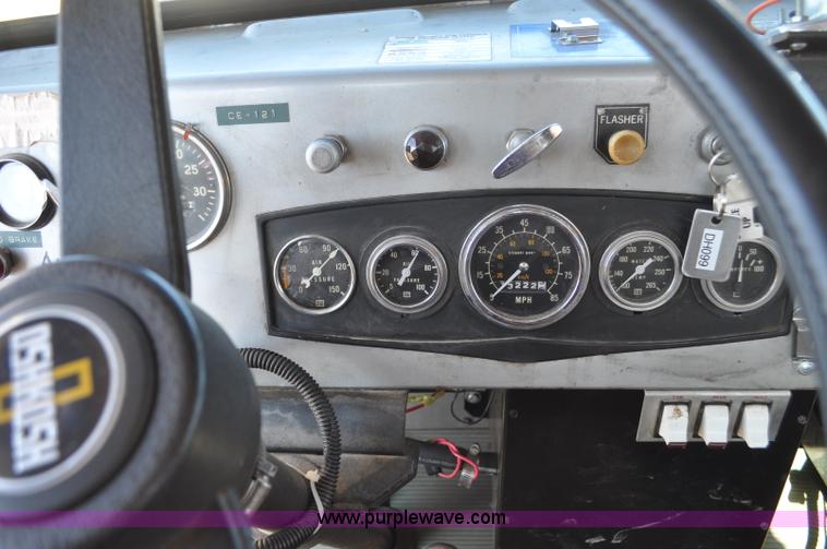 image for item F2492 1980 Oshkosh WT2206 remanufactured dump truck