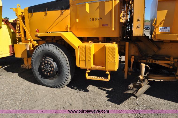 image for item F2492 1980 Oshkosh WT2206 remanufactured dump truck