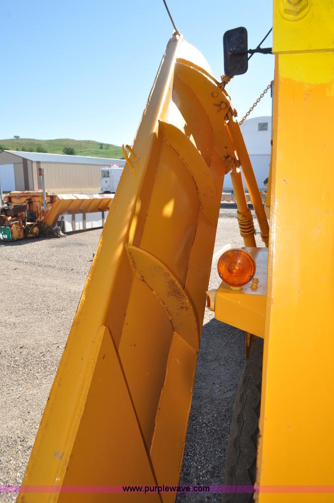 image for item F2492 1980 Oshkosh WT2206 remanufactured dump truck