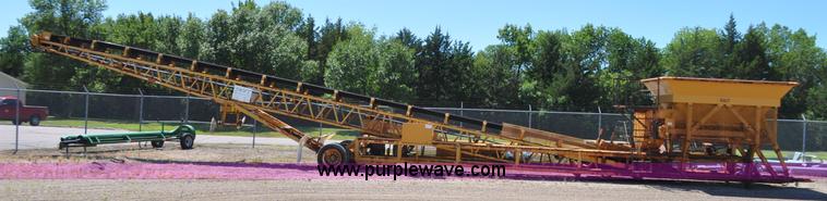 image for item F2495 2006 Swift sand/salt mixing conveyor