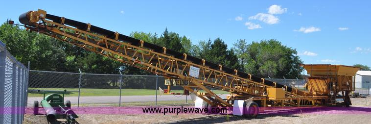 image for item F2495 2006 Swift sand/salt mixing conveyor