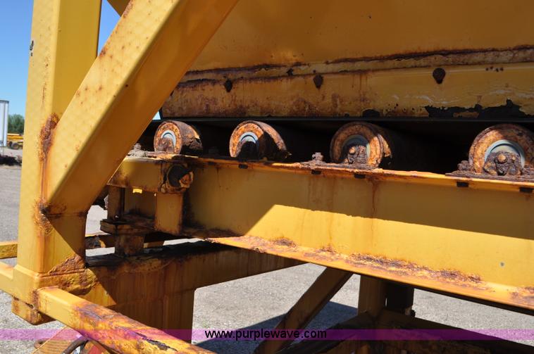 image for item F2495 2006 Swift sand/salt mixing conveyor