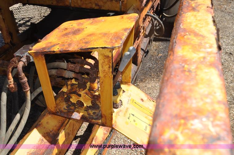 image for item F2495 2006 Swift sand/salt mixing conveyor