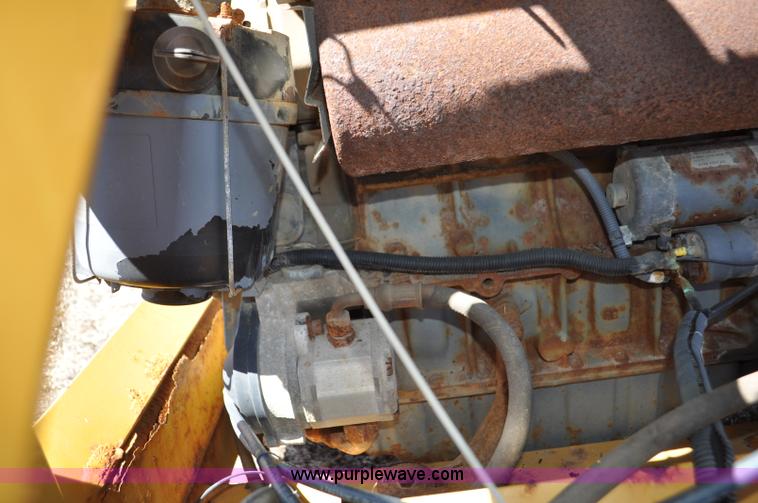 image for item F2495 2006 Swift sand/salt mixing conveyor